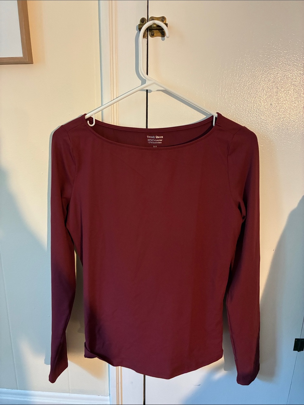 Women's Long Sleeve Crew Neck Top - Burgundy